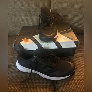 NWOT Men’s Size 12 Adidas Game Court 2 Black Sneakers